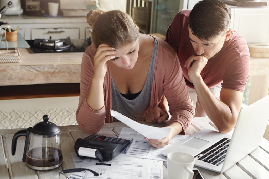 Como organizar a vida financeira familiar